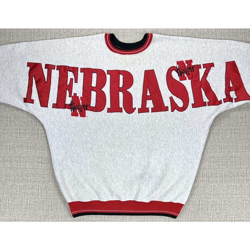 Vintage Nebraska Cornhuskers Sweatshirt 2XL Gray huskers Legends USA Spell Out